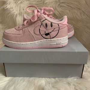 Nike Baby Pink Air Force 1 - size 9c